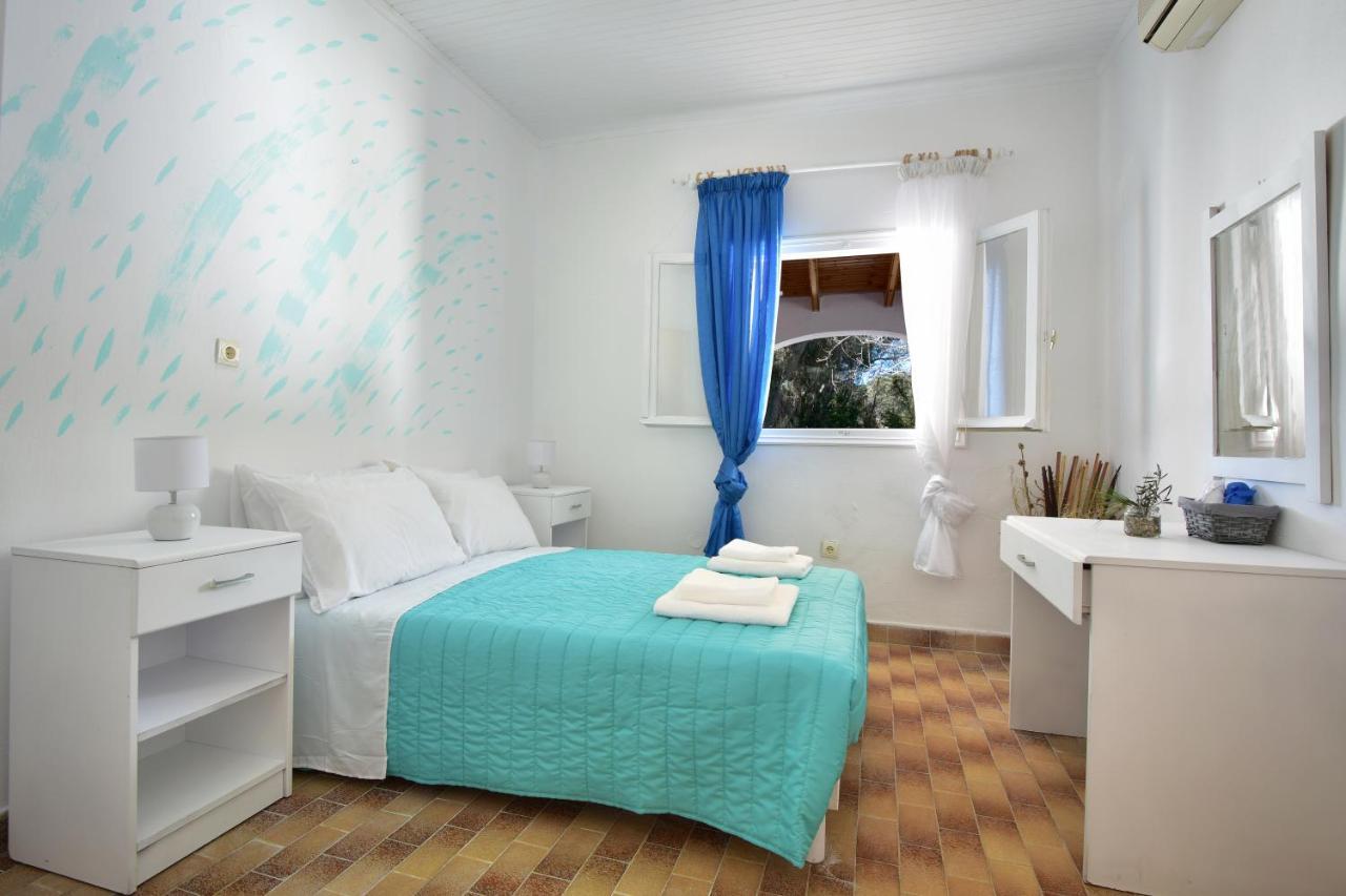 Merlyn Rooms Into The Nature, 100M From The Beach Dafnila Exterior foto